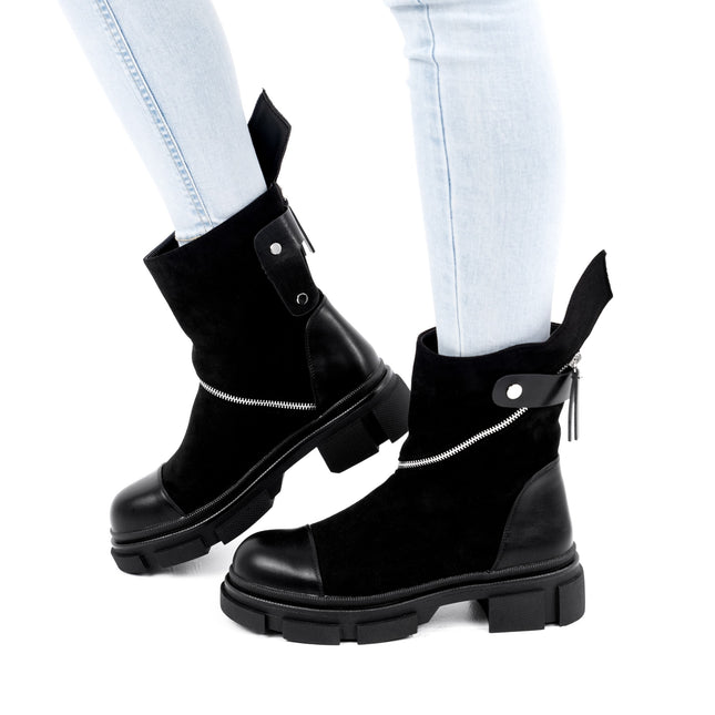 71327e4020adc7e0f8d233253ec75a45